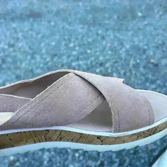 Marc Fisher Women’s Sandals Suede Blush Color Sz 9M - Picture 13 of 14